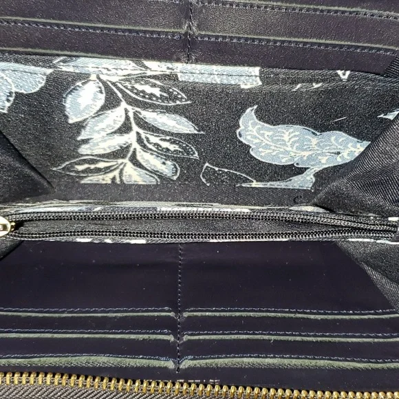 Estee lauder wallet - Picture 4 of 4